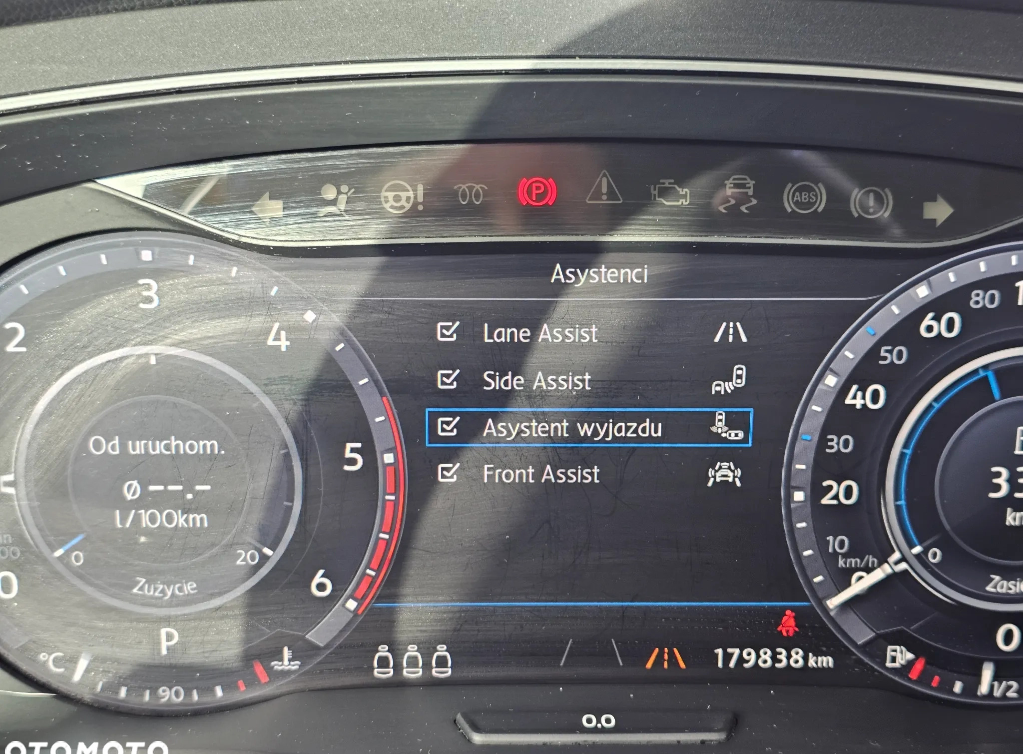 Volkswagen Tiguan cena 104550 przebieg: 180000, rok produkcji 2017 z Warszawa małe 232